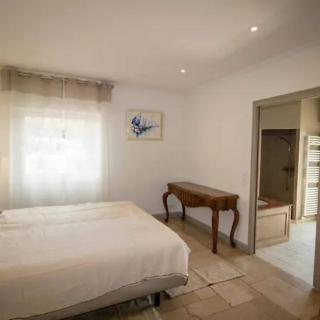 Σπίτι διακοπών Spacious House With Pool In Saint-raphael *