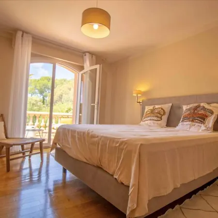 Σπίτι διακοπών Spacious House With Pool In Saint-raphael Saint-Raphaël