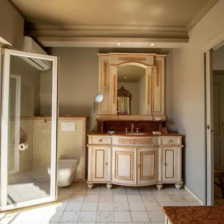 Σπίτι διακοπών Spacious House With Pool In Saint-raphael